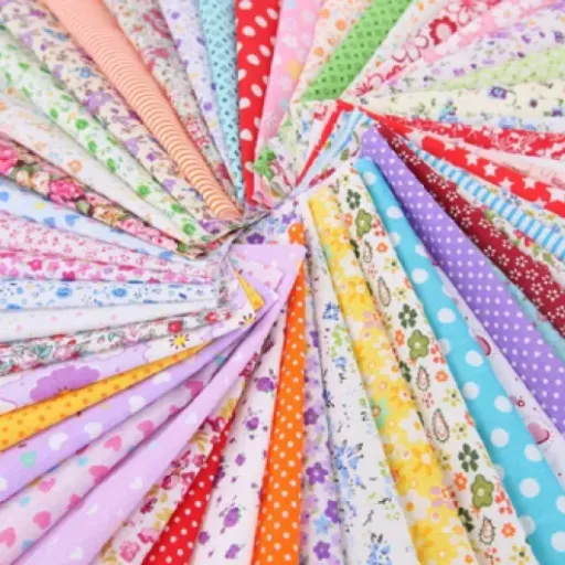 Test Generic Brands 50 pièces tissu coton floral : un lot pas cher pour bricoler sans se prendre la tête