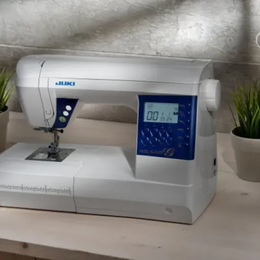 Test Juki HZL-G220 : une machine à coudre sérieuse avec coupe-fil, mais pas sans défauts